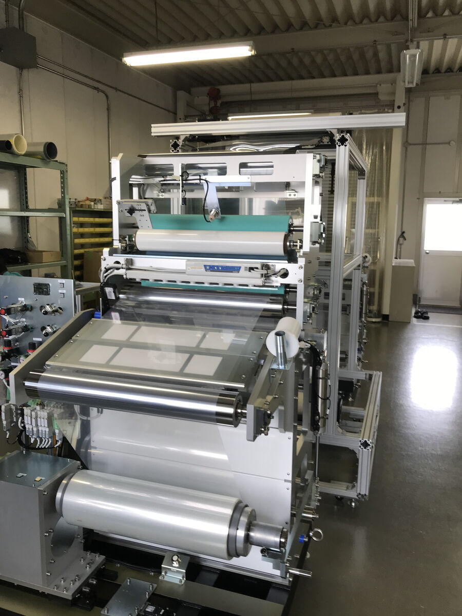 クリーンローラー・ワークカット台